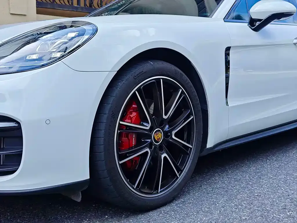 Porsche Panamera — фото 2