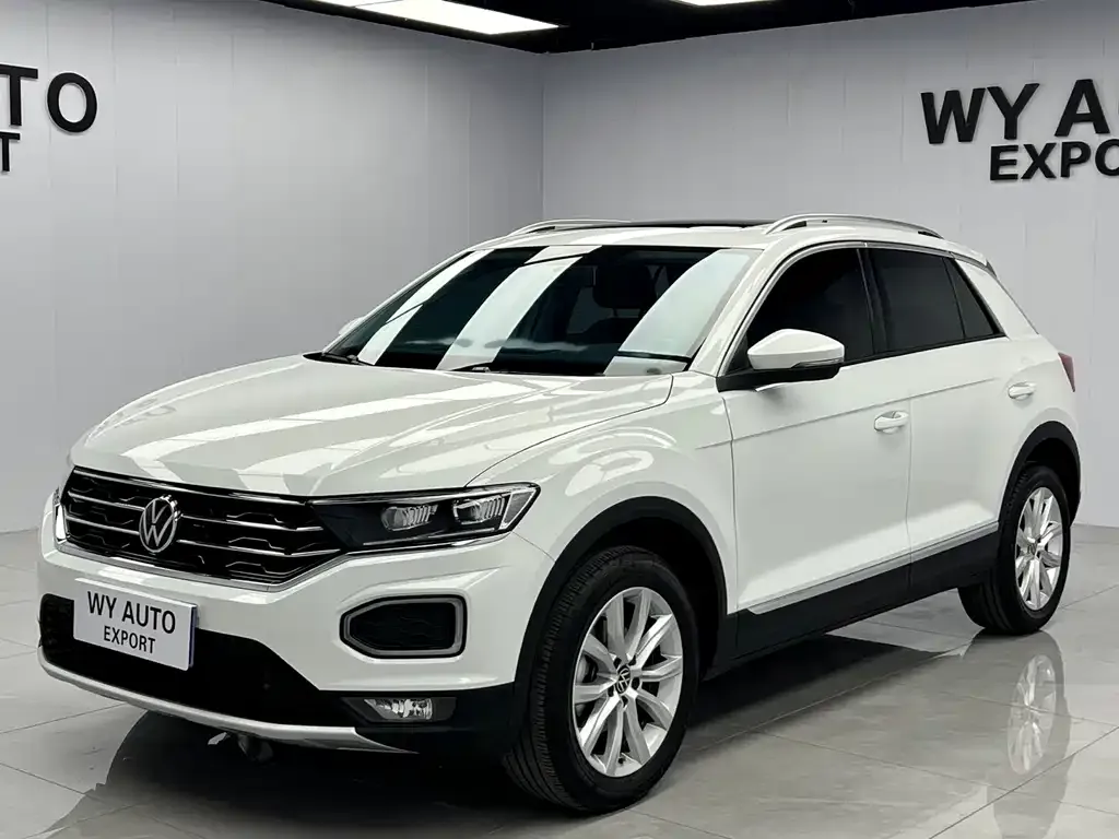 Volkswagen T-Roc — фото 1