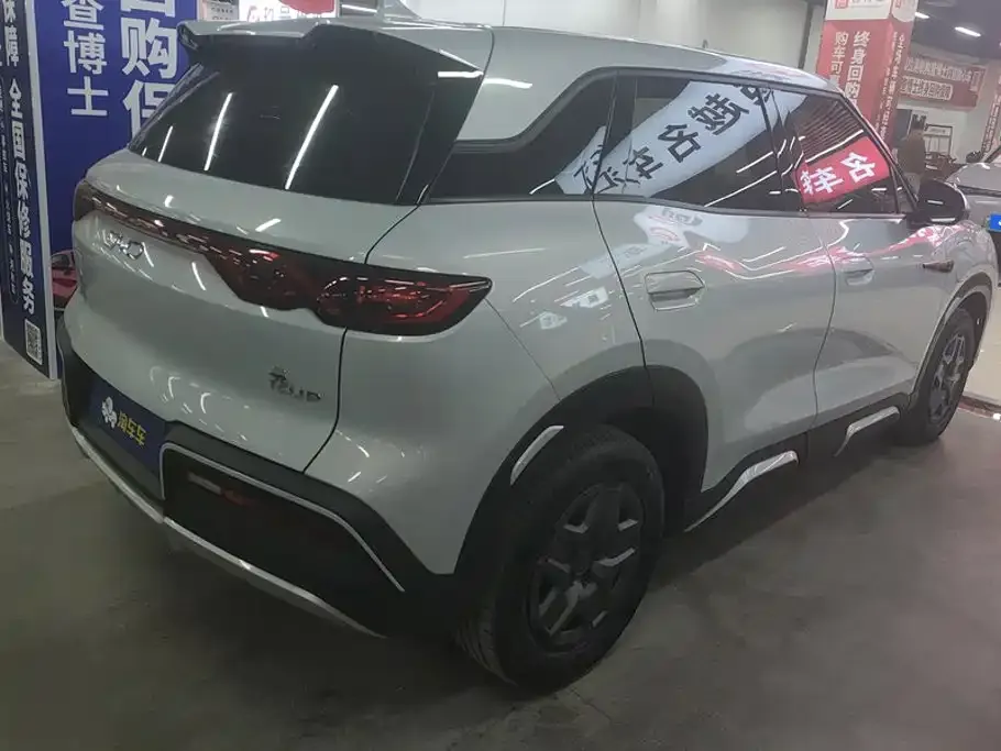 BYD Yuan UP — фото 10
