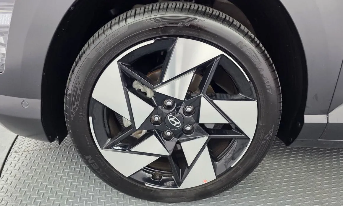 Hyundai Kona — фото 10