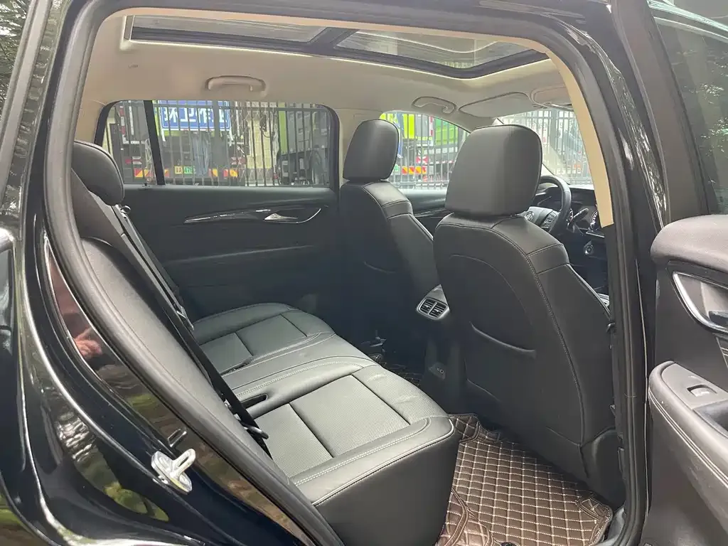 Buick Envision Plus — фото 3