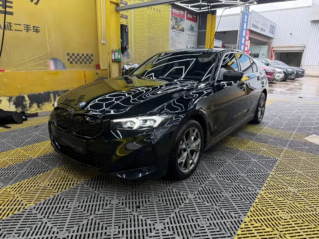 BMW i3 — фото 1