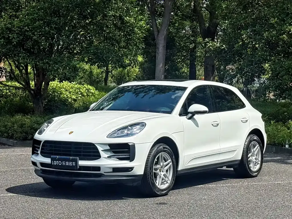 Porsche Macan — фото 1