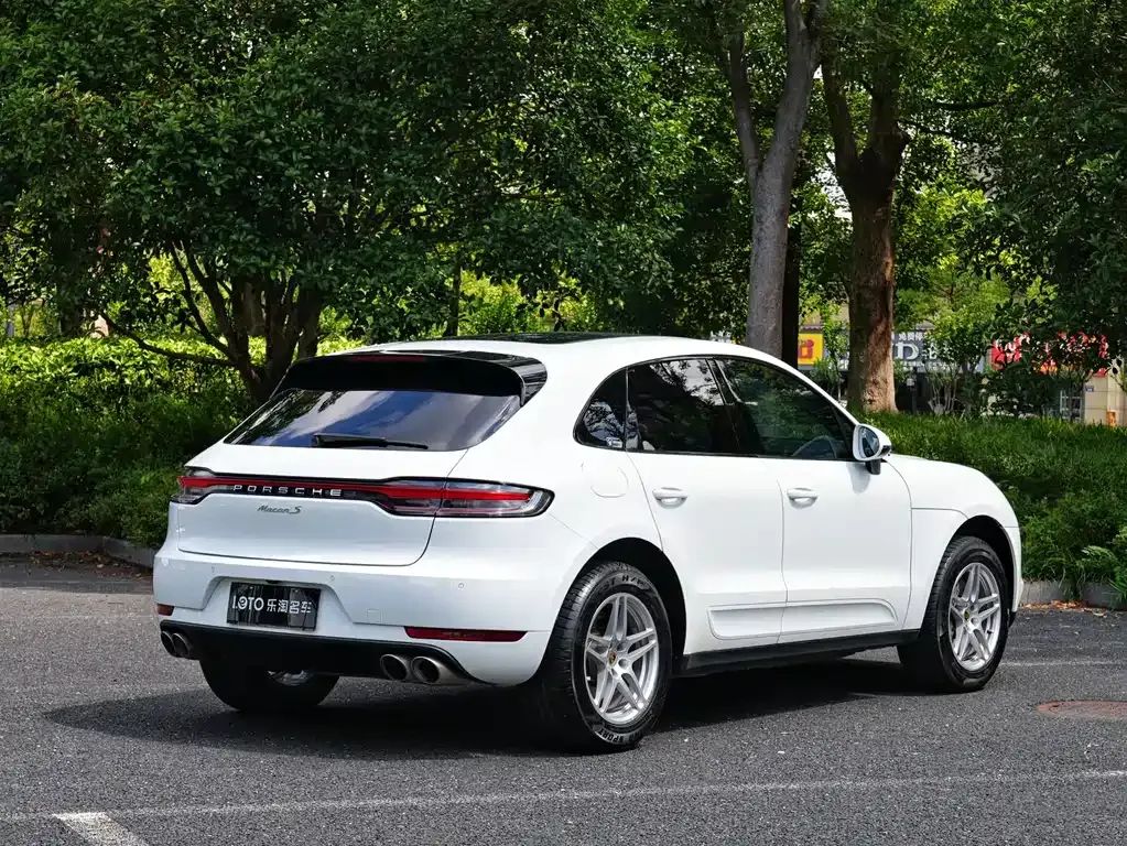 Porsche Macan — фото 7