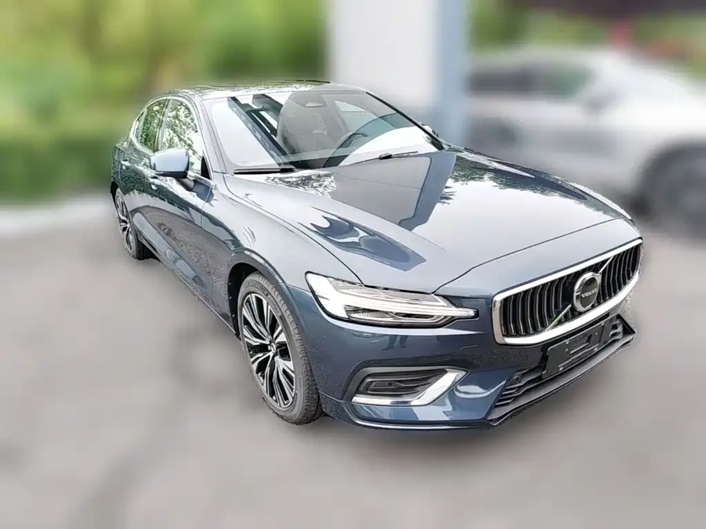 Volvo S60 — фото 3