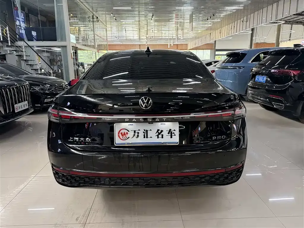 Volkswagen Passat — фото 3