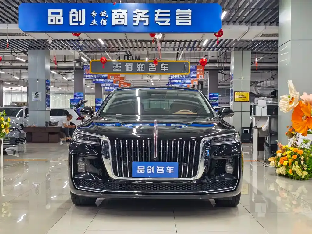 Hongqi H9 — фото 2