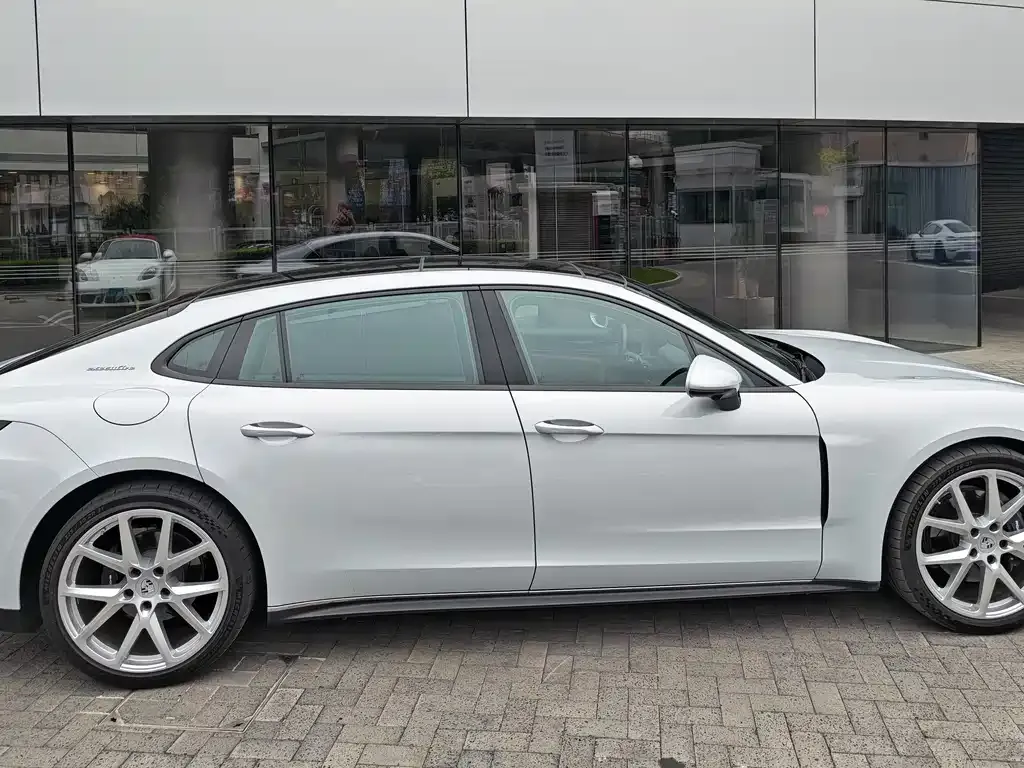 Porsche Panamera — фото 4