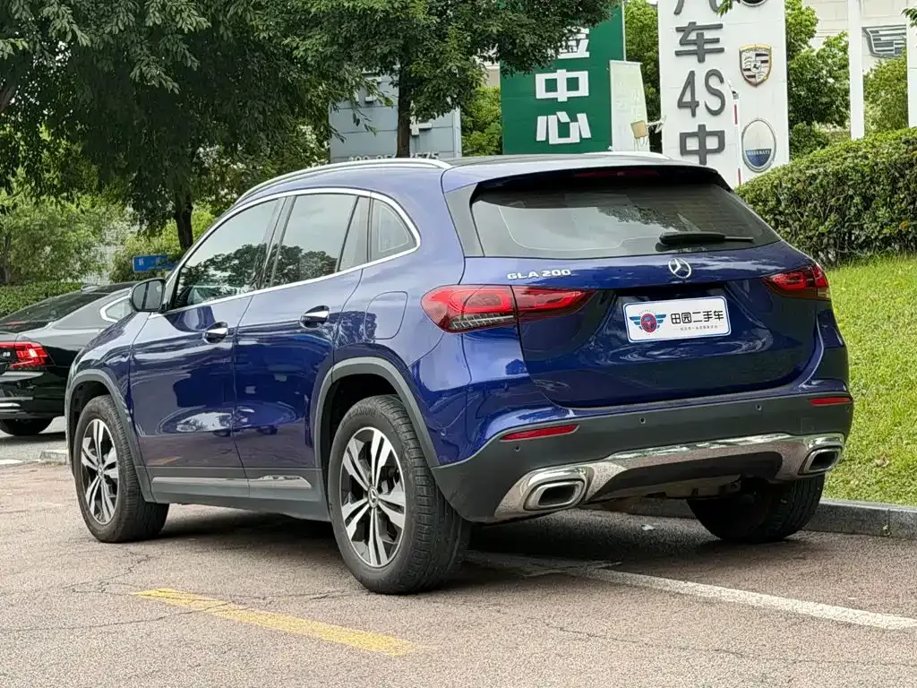 Mercedes-Benz GLA — фото 6