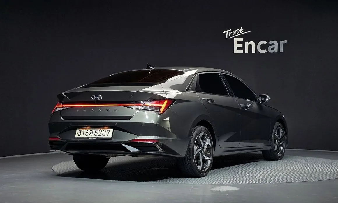 Hyundai AVANTE — фото 3