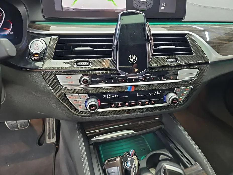 BMW 5-Series — фото 10