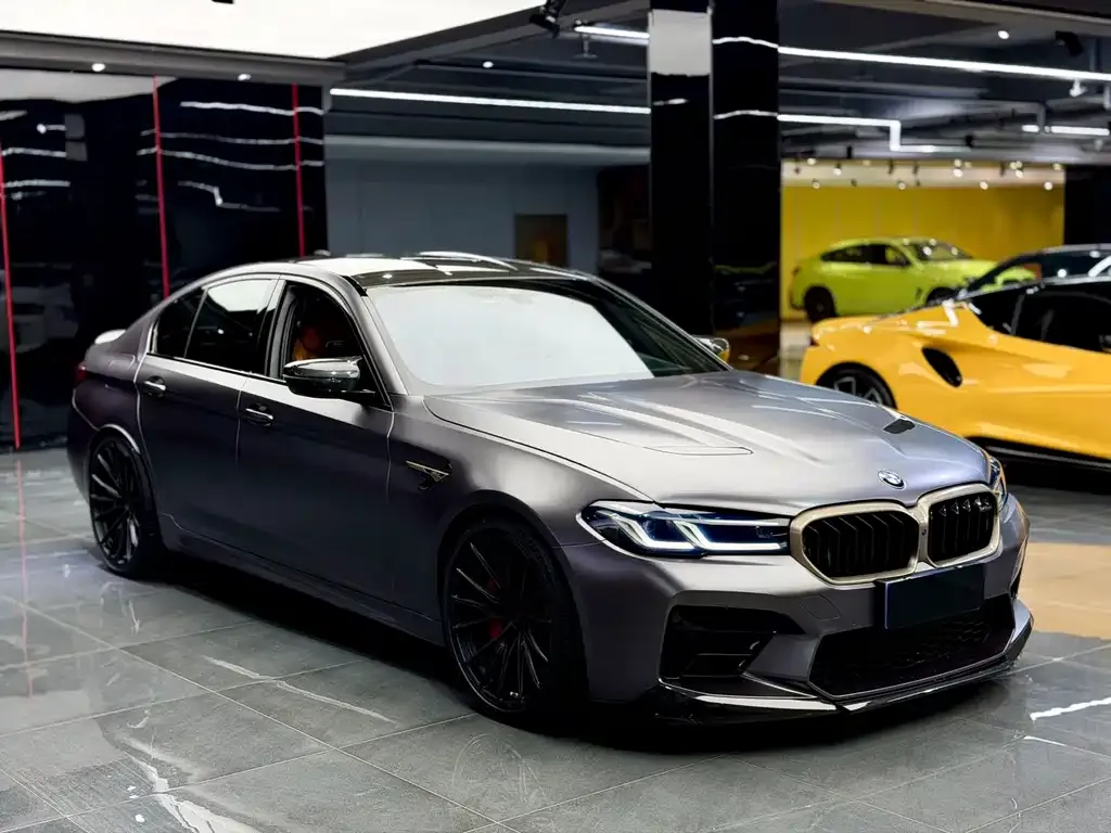 BMW M5 — фото 6