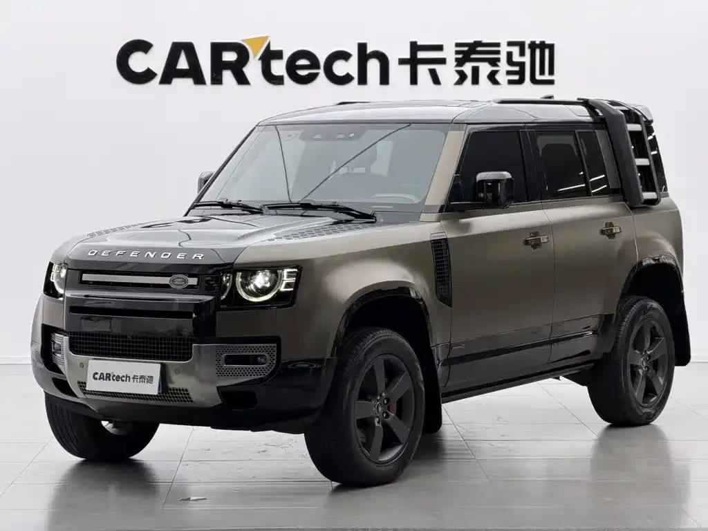 Land Rover Defender — фото 1