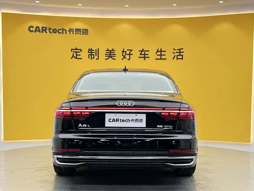 Audi A8 — фото 3