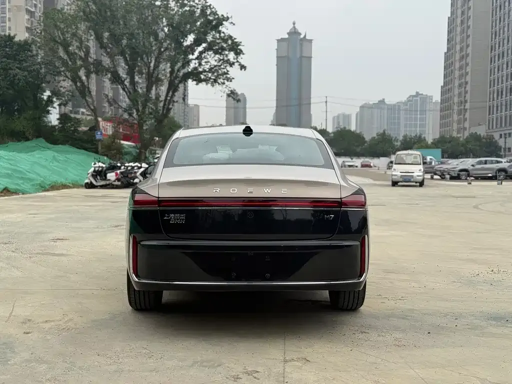 Roewe M7 DMH — фото 8