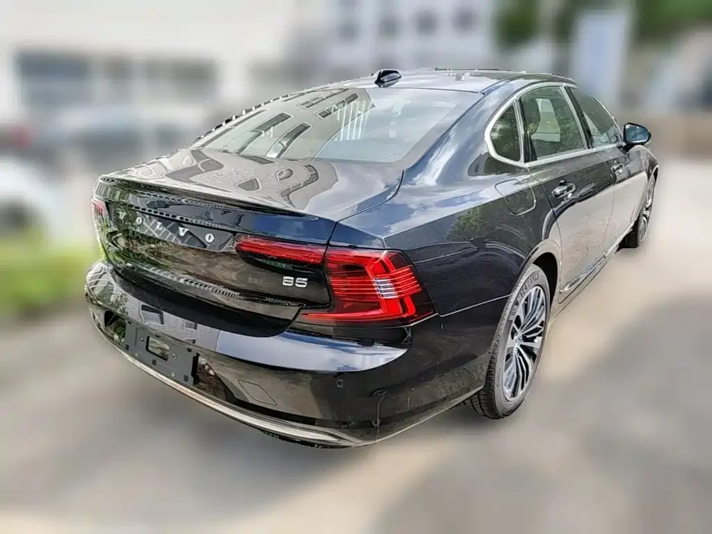 Volvo S90 — фото 3