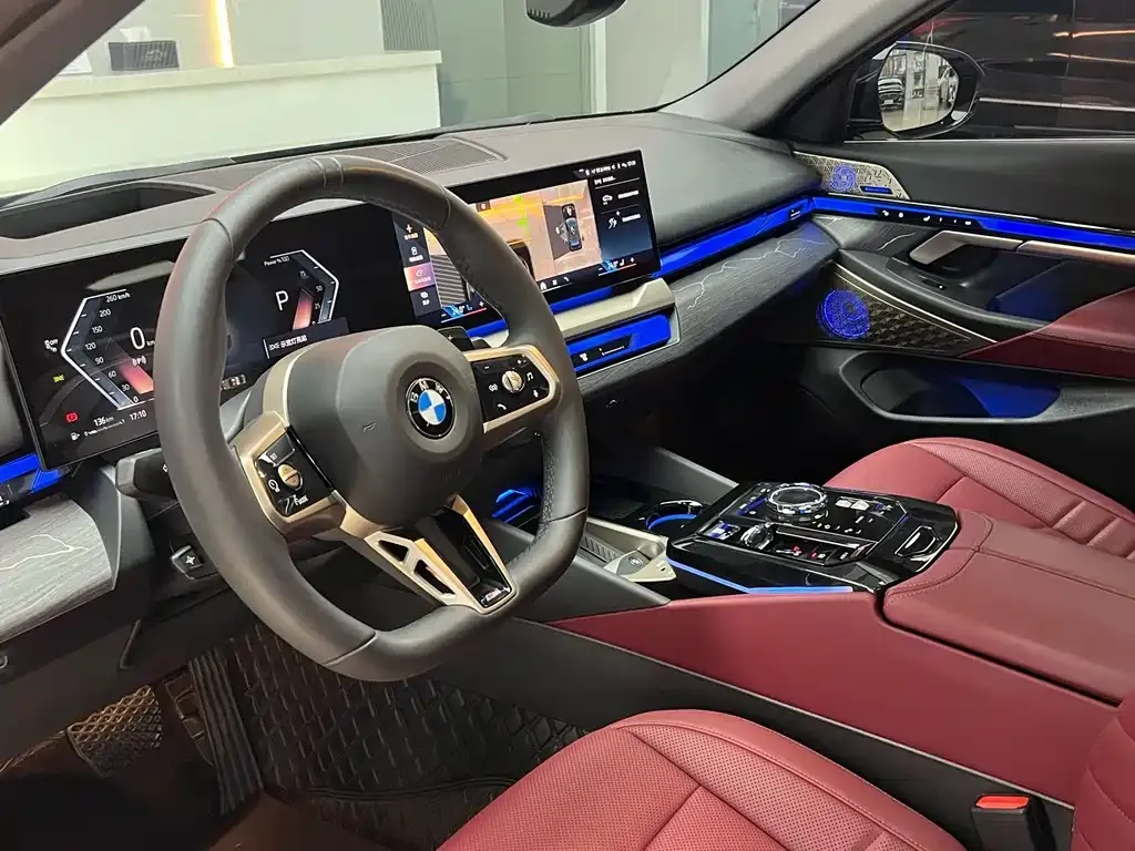 BMW 5 Series — фото 10