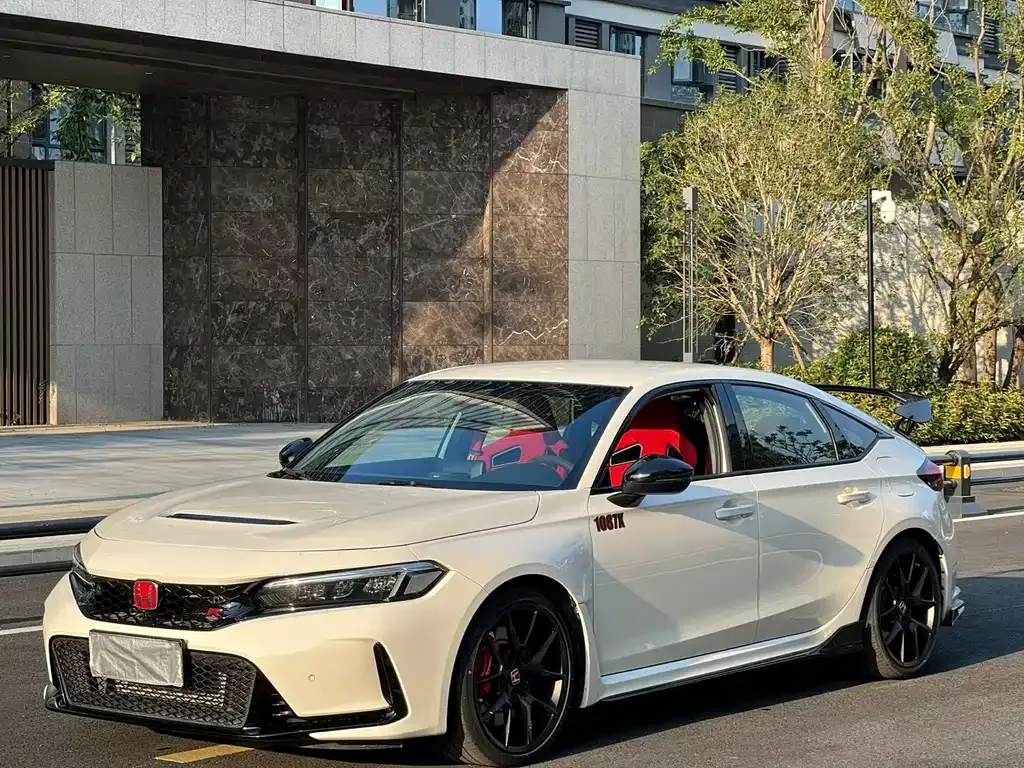 Honda Civic (Import) — фото 1