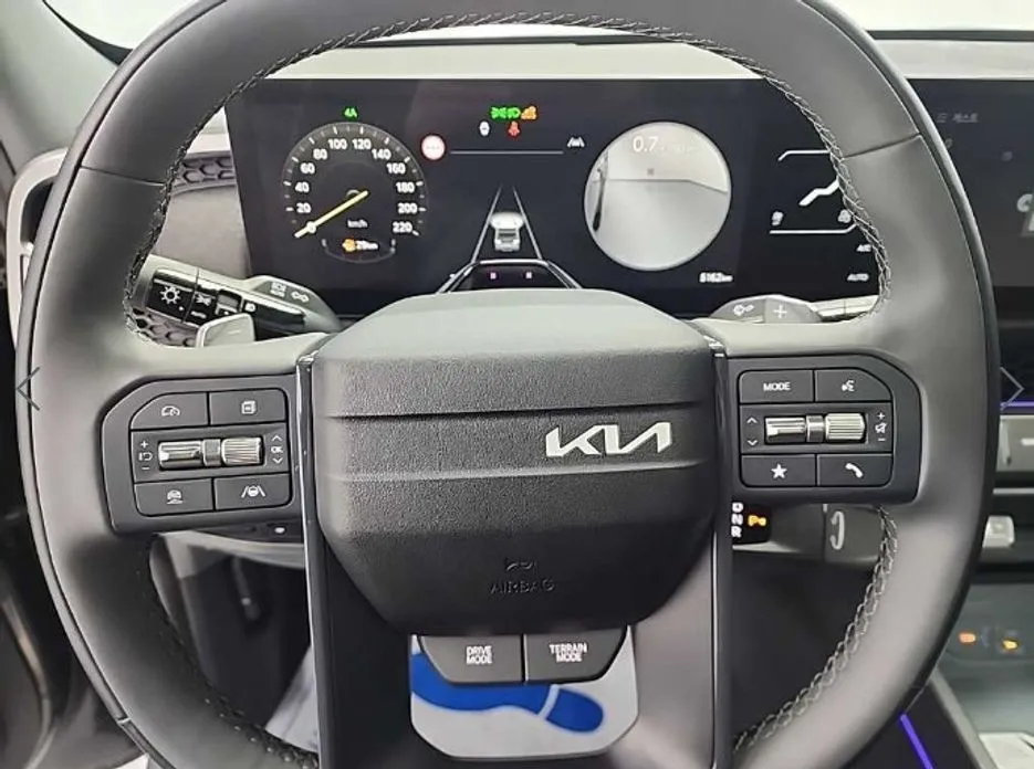 Kia Tasman — фото 10