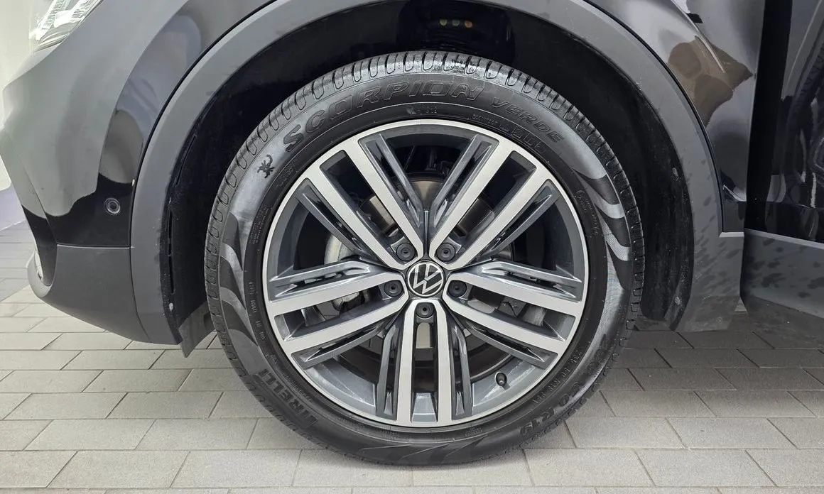 Volkswagen Tiguan — фото 4