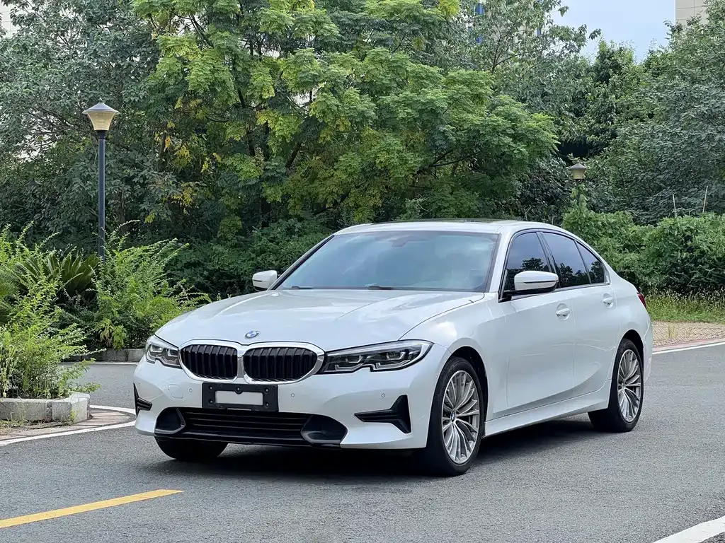 BMW 3 Series — фото 1