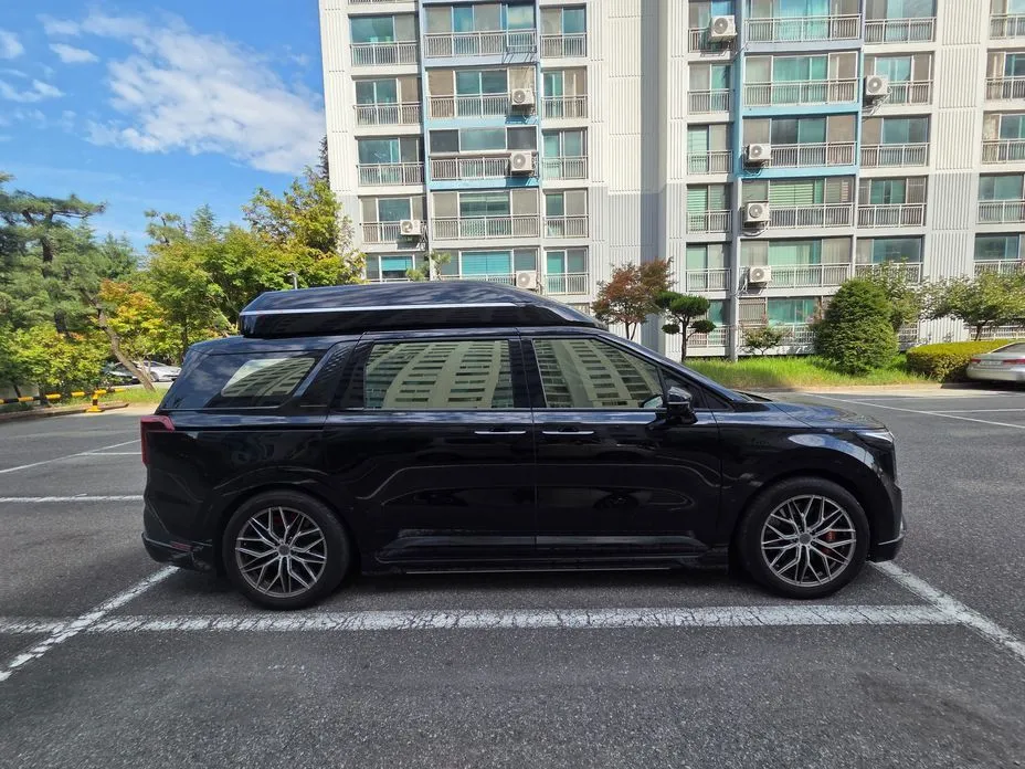 Kia Carnival — фото 1