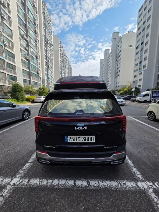 Kia Carnival — фото 7