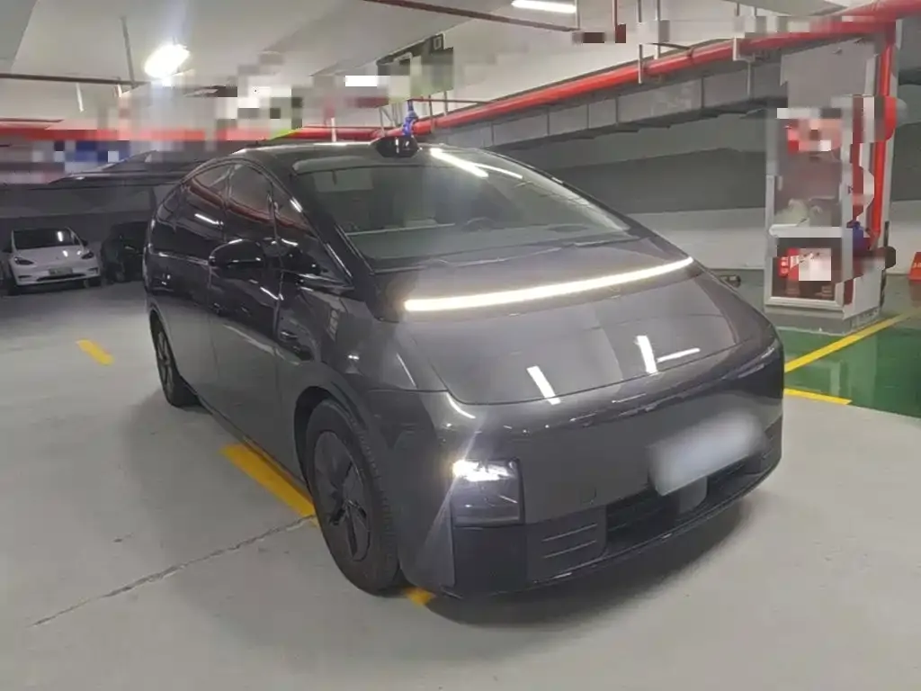 Li Auto MEGA — фото 7