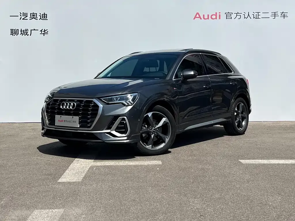 Audi Q3 — фото 1