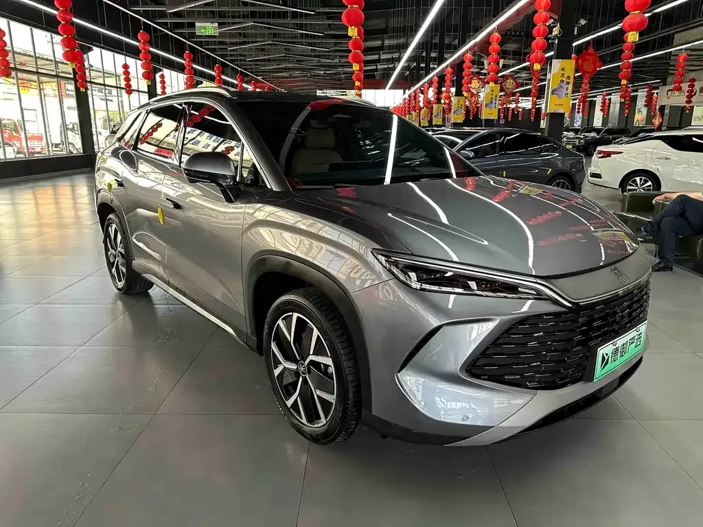 BYD L DM-i — фото 6