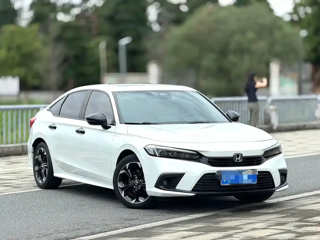 Honda Civic — фото 5