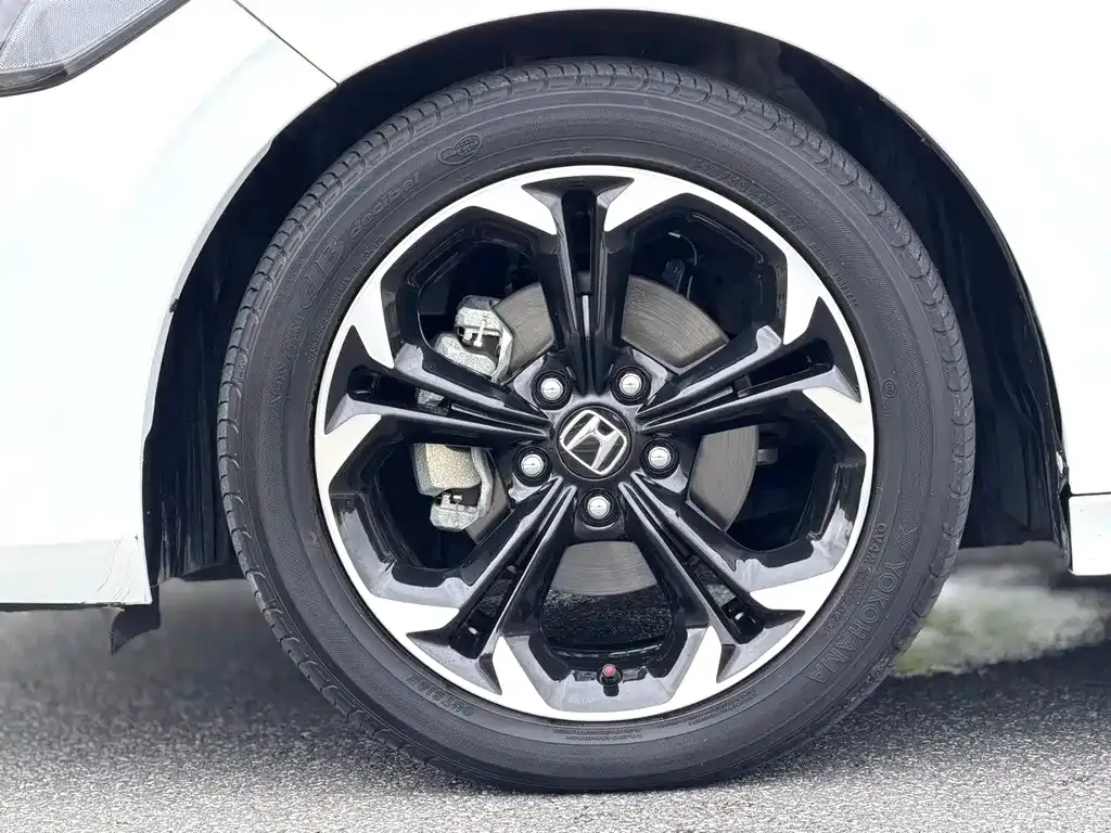 Honda Civic — фото 9