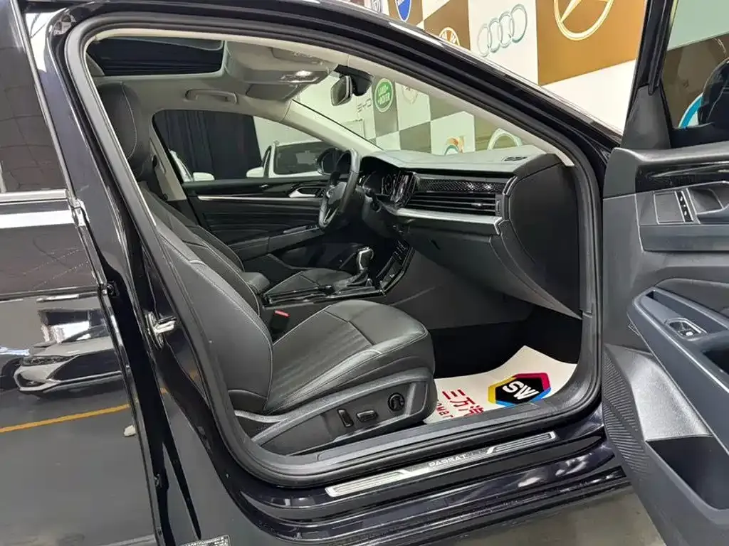 Volkswagen Passat — фото 8