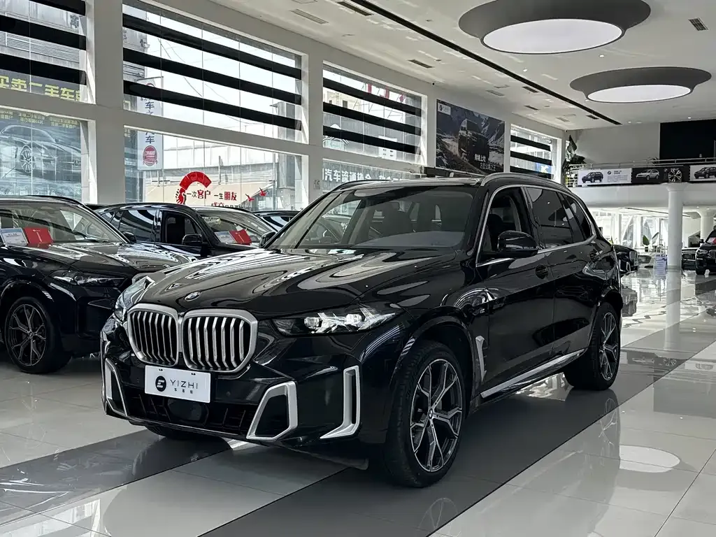 BMW X5 — фото 1