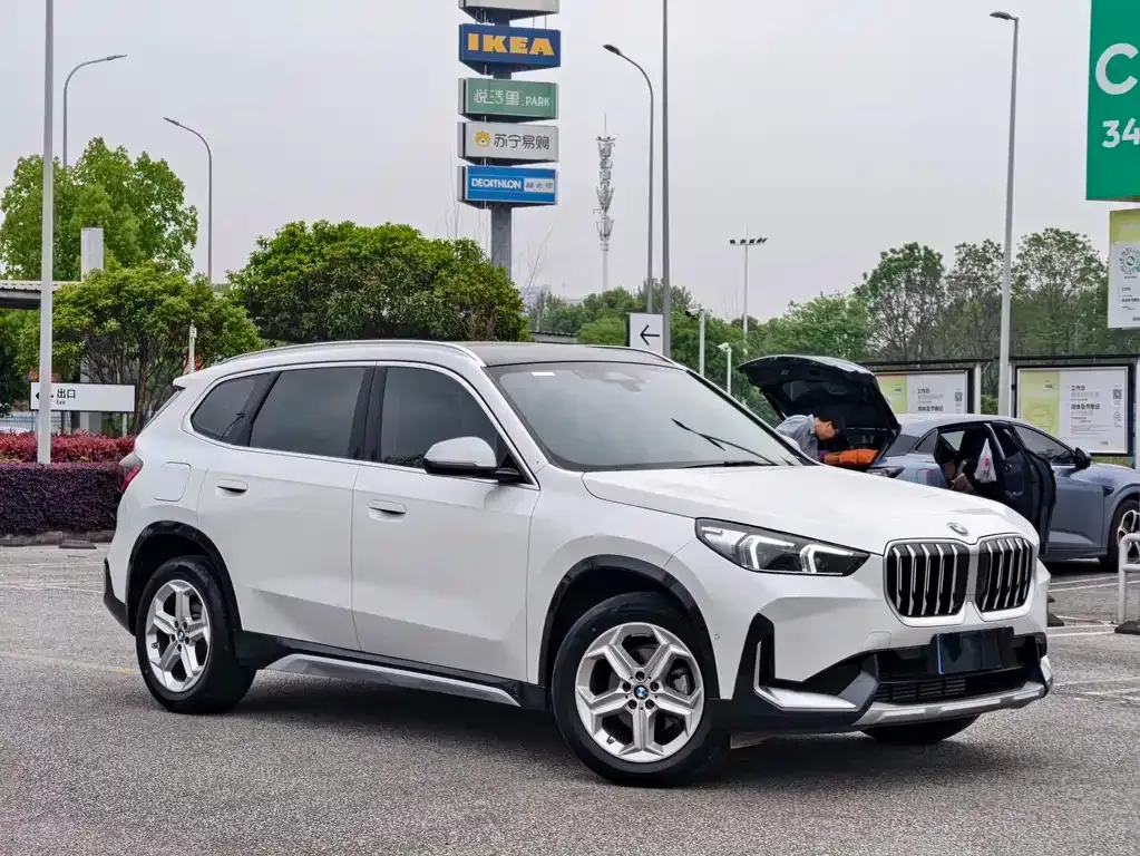 BMW X1 — фото 4