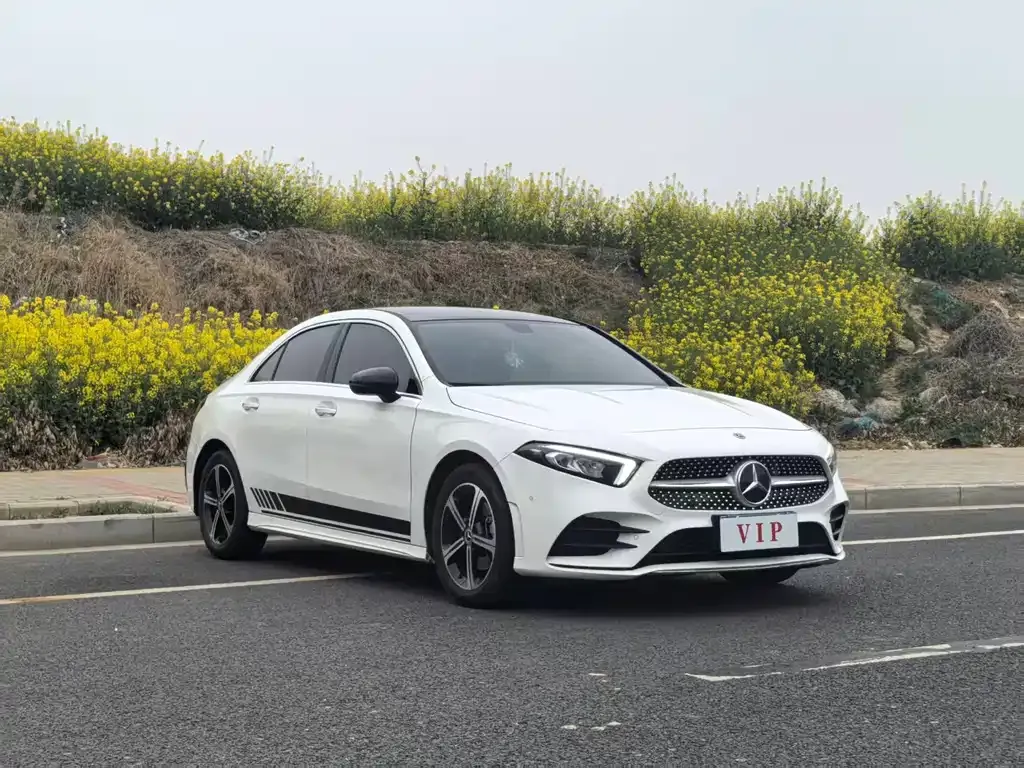 Mercedes-Benz A-Class — фото 2