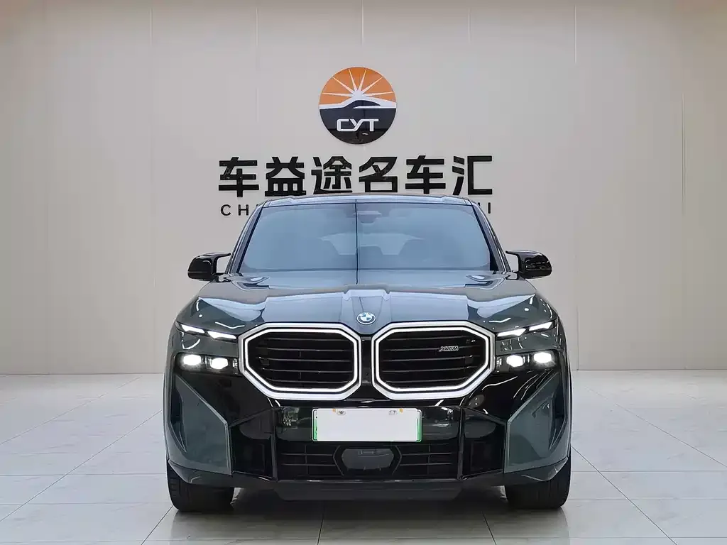 BMW XM — фото 7