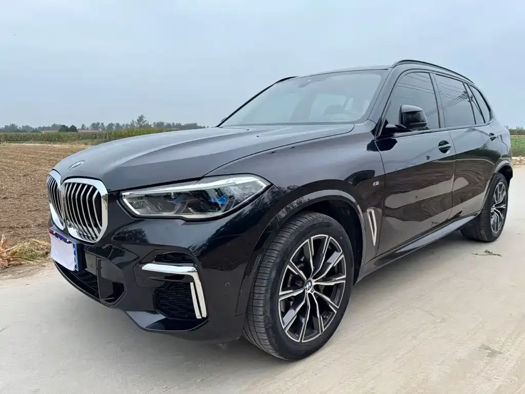 BMW X5 — фото 1