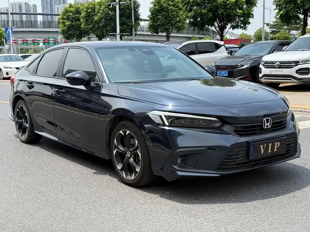 Honda Civic — фото 8