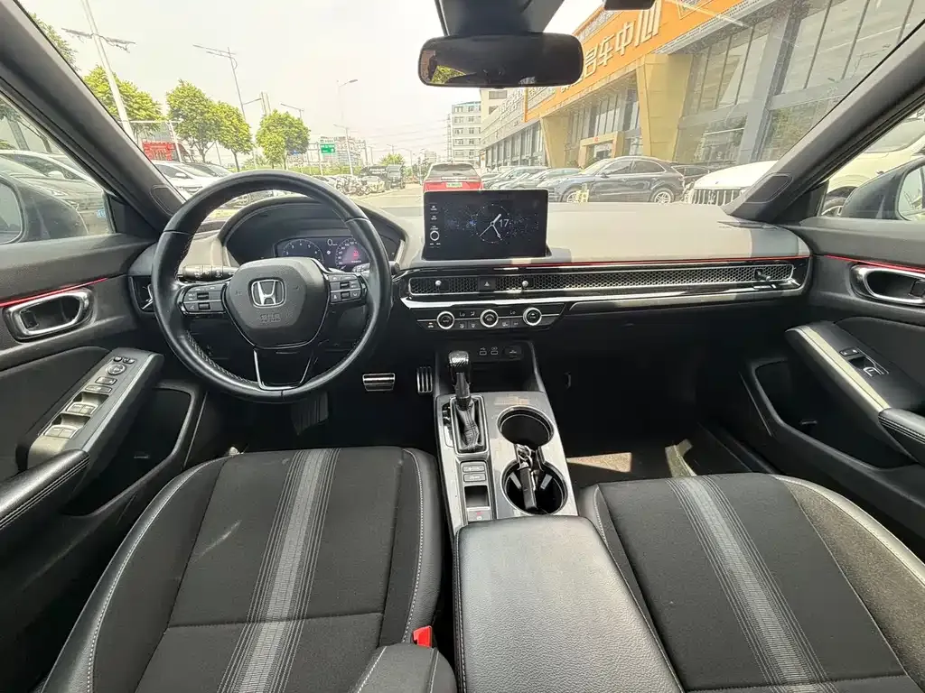 Honda Civic — фото 7