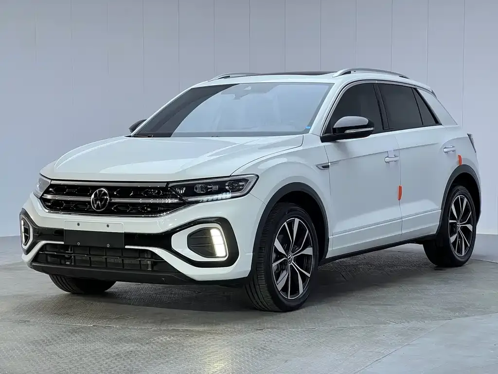 Volkswagen T-Roc — фото 1