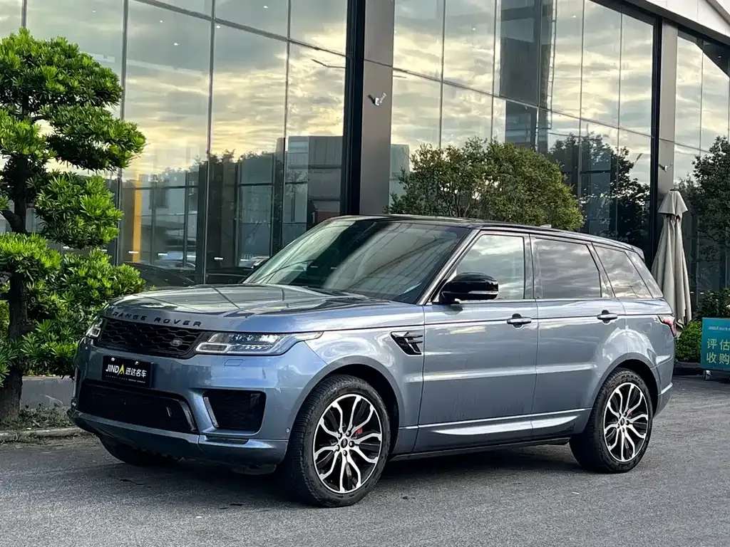 Land Rover Sport — фото 1