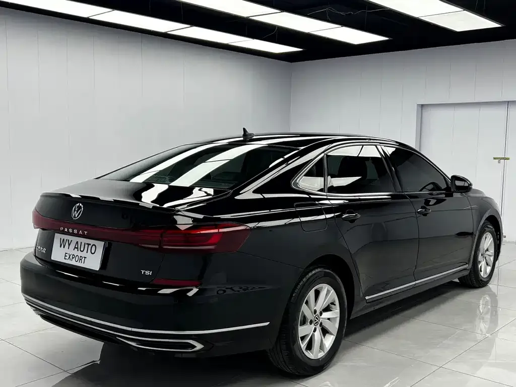 Volkswagen Passat — фото 4