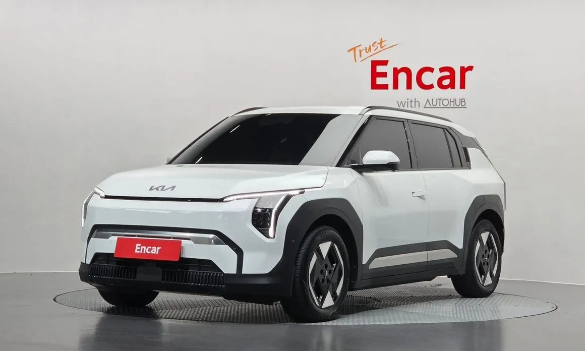 Kia EV3 — фото 1