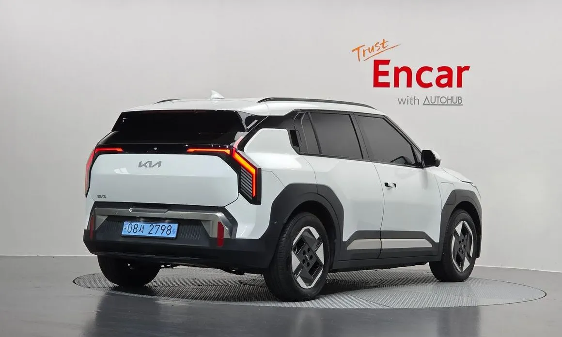 Kia EV3 — фото 4