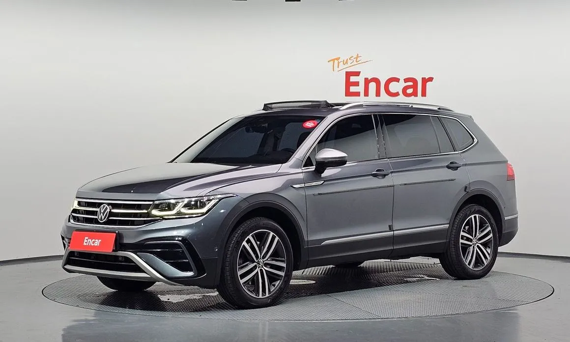 Volkswagen Tiguan — фото 1