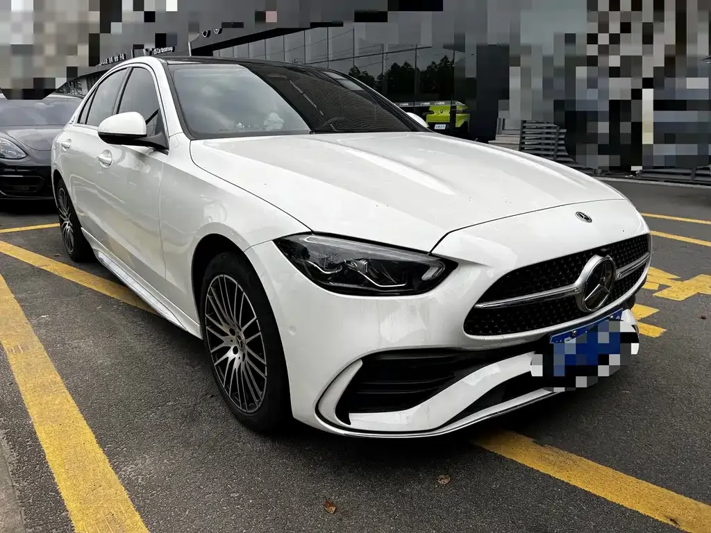 Mercedes-Benz C-Class — фото 10