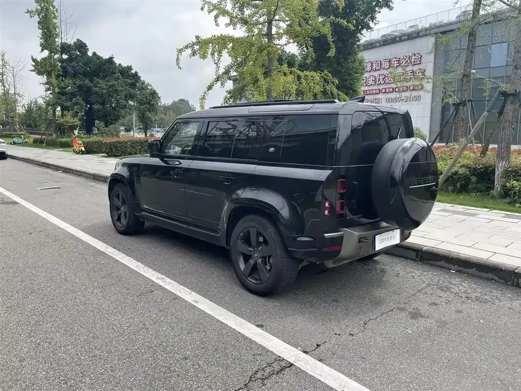 Land Rover Defender — фото 5