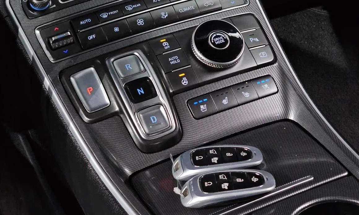 Hyundai Santafe — фото 9