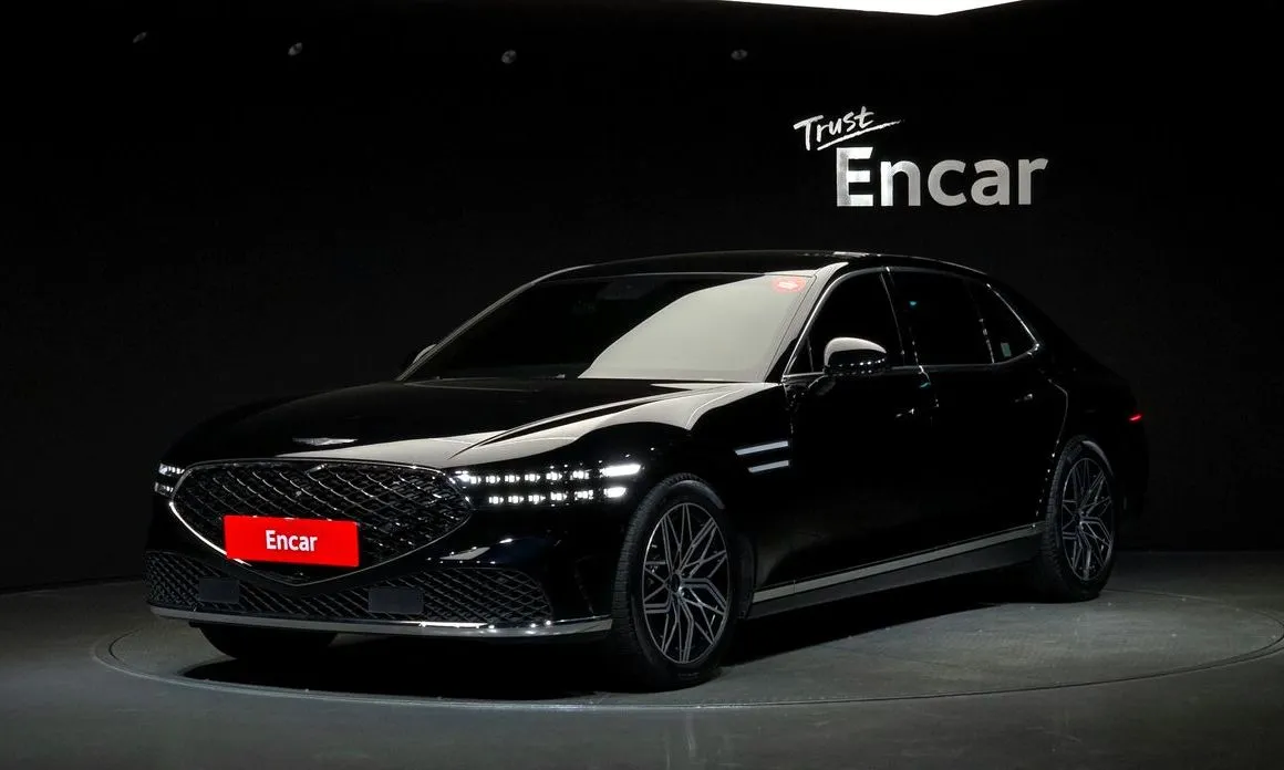Genesis G90 — фото 1